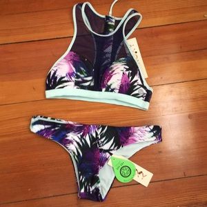 Roxy Caribbean Sunset Halter Sunset Surfer Bikini